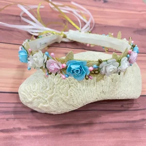 Corona Nahomy Blanca, Rosada, Menta y Dorada con Flores