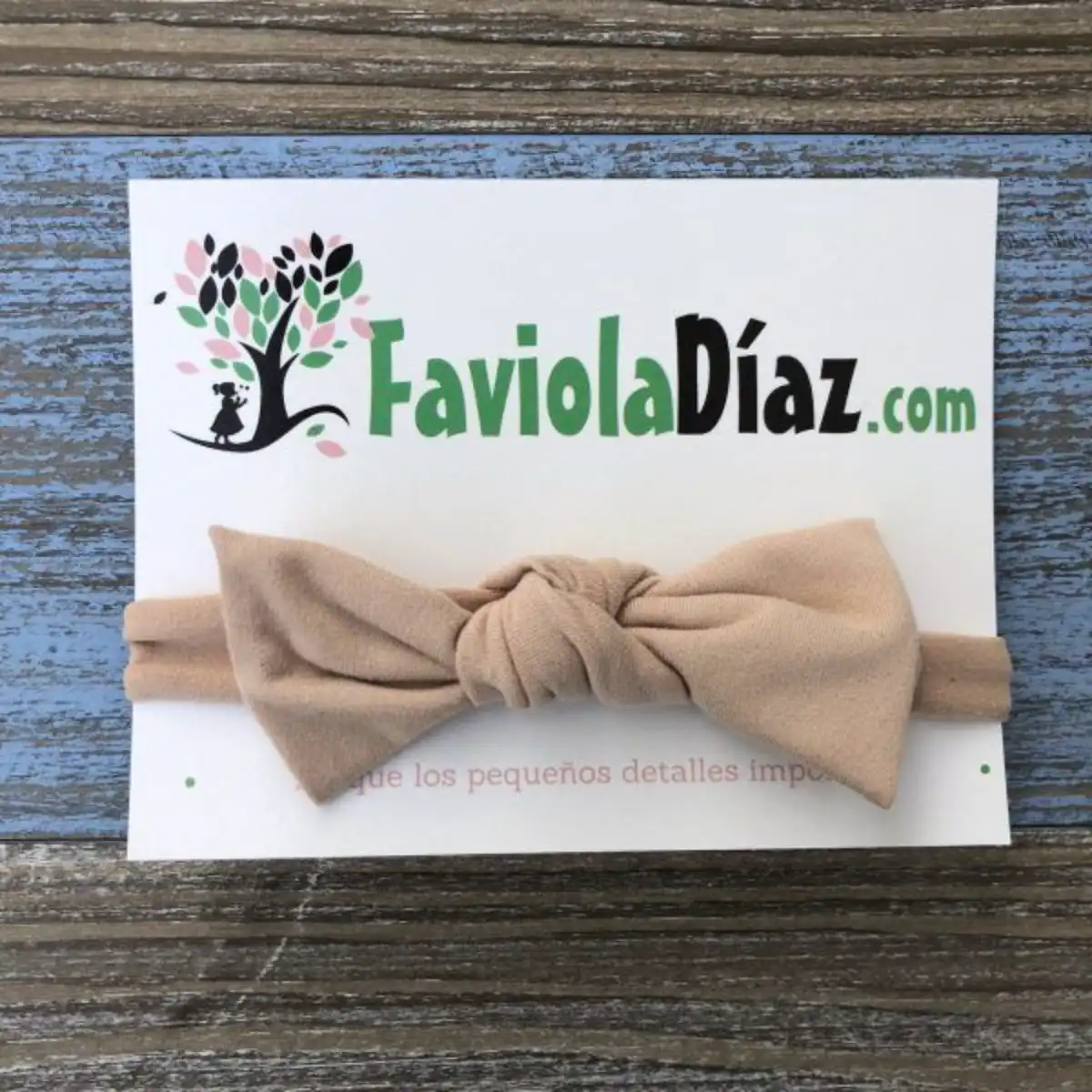 Vincha Beige con Lazo Belinda 1 Vincha Beige con Lazo Belinda