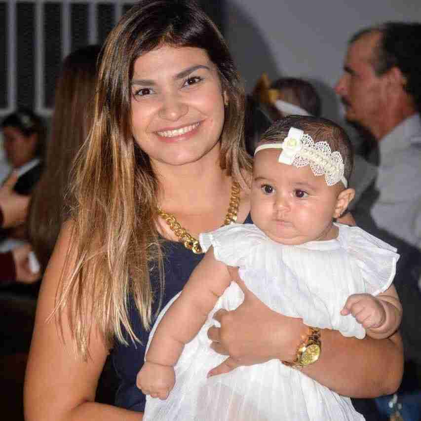 Vincha Beige de Encaje con Perlas Becca 5 Vincha Beige de Encaje con Perlas Becca - Imagen 5
