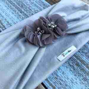 Vincha Gris Turbante con 2 Flores 2