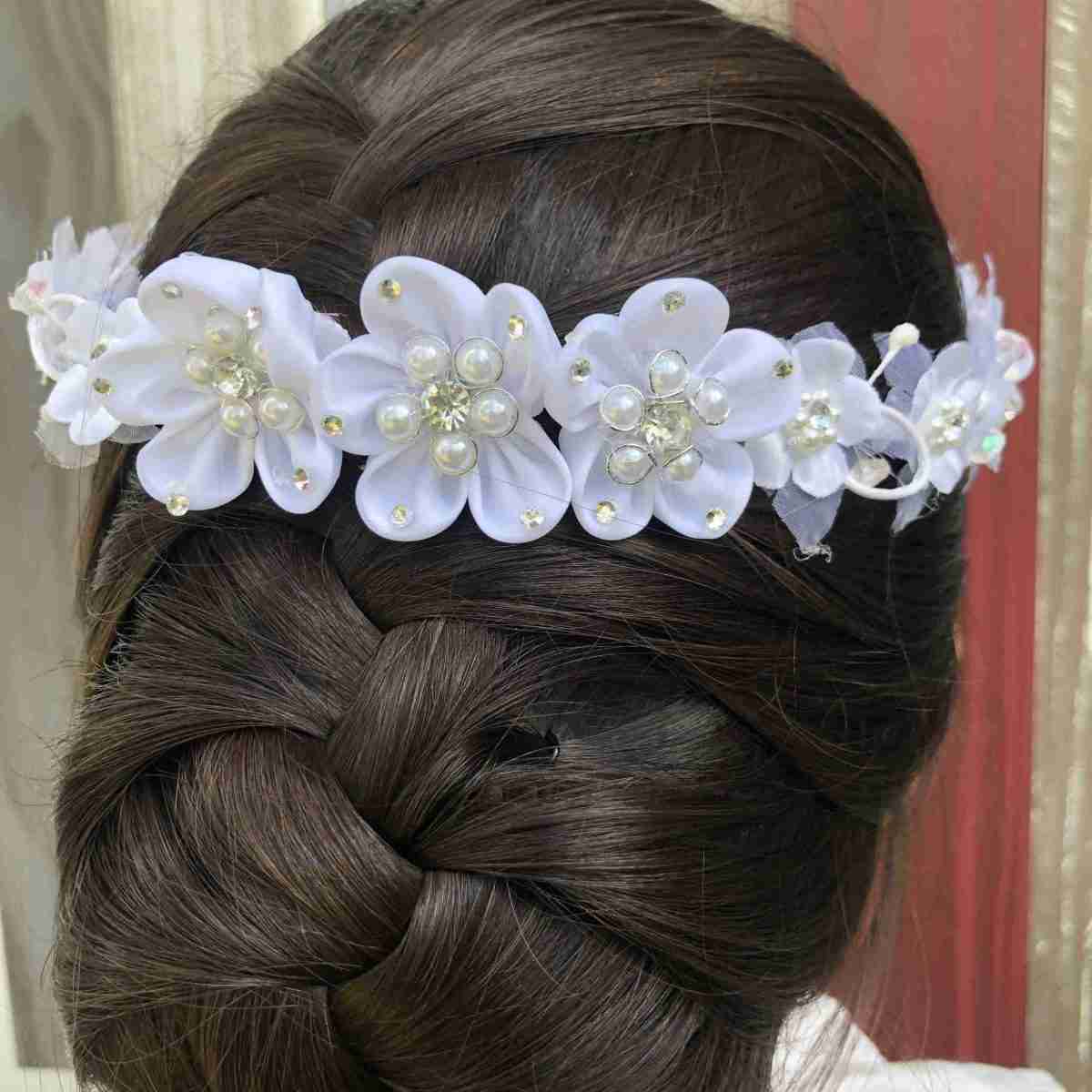 Corona Blanca con Flores Carla 4 Corona Blanca con Flores Carla - Imagen 4