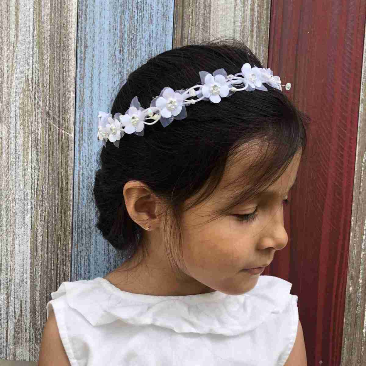 Corona Blanca con Flores Carla 5 Corona Blanca con Flores Carla - Imagen 5