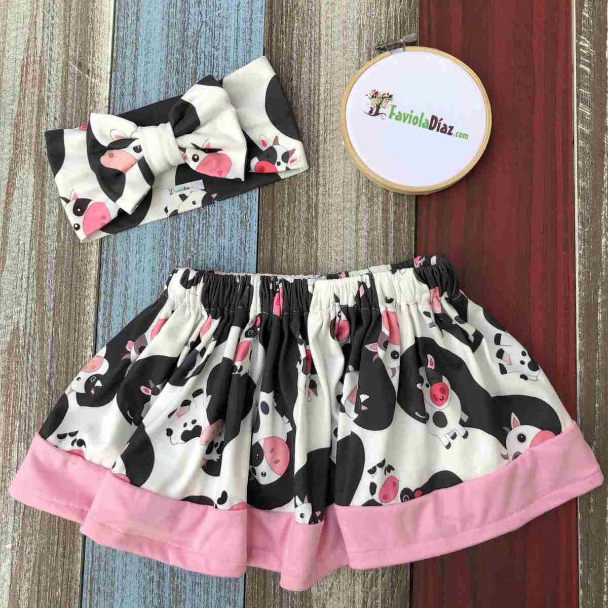 Set de Vincha y Falda con Estampado de Vacas 1 Set de Vincha y Falda con Estampado de Vacas
