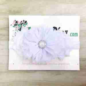 Vincha Blanca con Flores Abigail