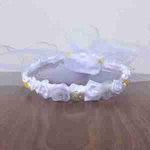 Corona Blanca con Flores Cinthya