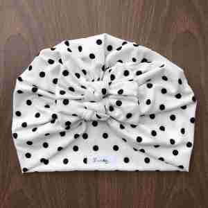 Turbante Blanco con Puntos Negros de Nudos