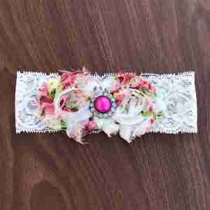 Vincha Beige y Fucsia de Encaje con Flores y Perla Beverly 2