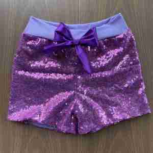 Short Morado de Lentejuelas