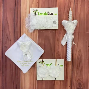 Set de Bautizo Blanco con Flores y Perlas Briana