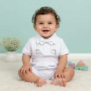Conjunto de Bautizo Blanco para Niño con Short y Mameluco Manga Corta