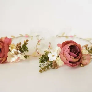 Corona Blanca, Verde, Dorado y Palo Rosa con Flores 2