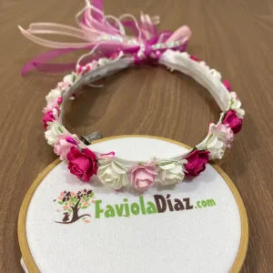 Corona Blanca, Fucsia y Rosada con Flores