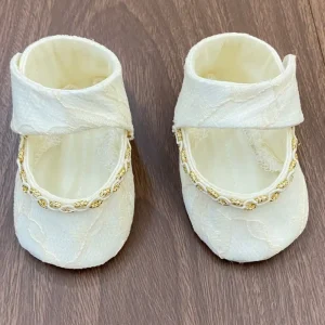 Zapatitos Beige con Dorado para Bautizo