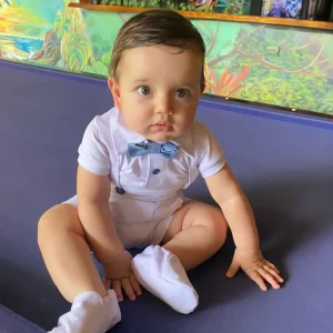 Conjunto de Bautizo Blanco y Celeste para Niño con Short y Mameluco Manga Corta