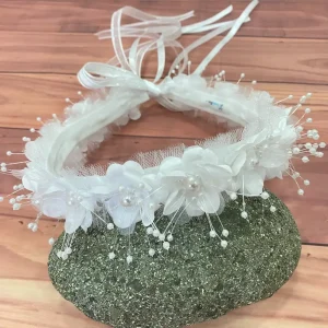 Corona Blanca con Flores Bernardette Abierta Atrás