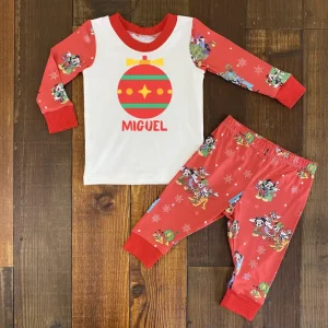 Pijama Navideña Roja de Mickey Mouse con Esfera y Nombre