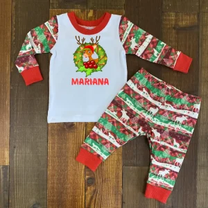 Pijama Navideña Verde y Roja con Reno en Corona y Nombre