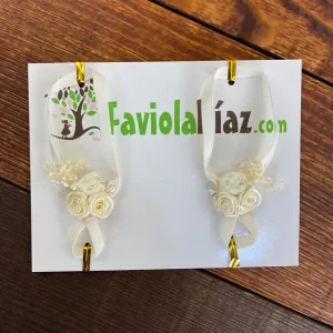 Sandalias Pie Descalzo Beige con Flor Julieth