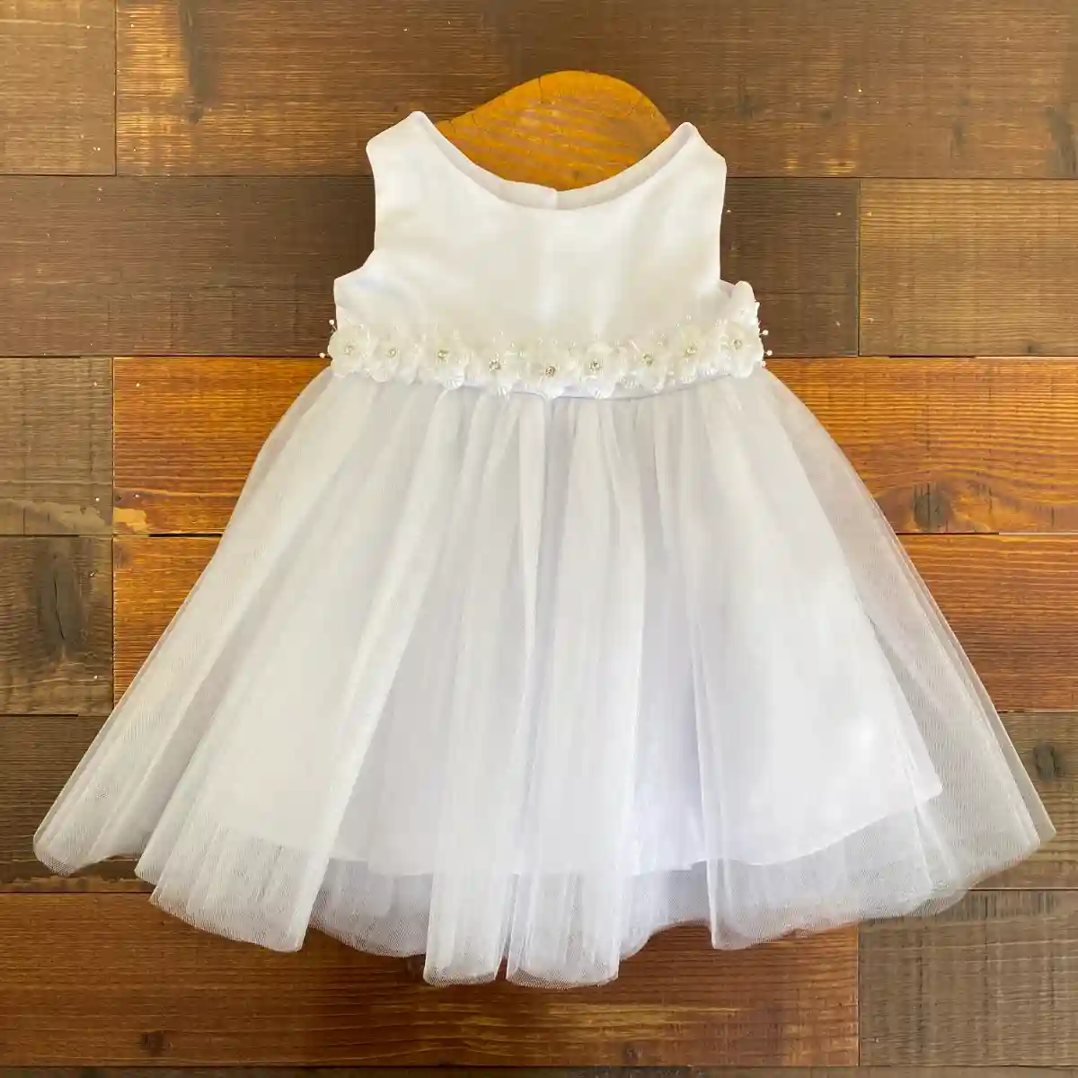 Vestido Blanco María con Flores Bernardette 1 Vestido Blanco María con Flores Bernardette
