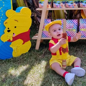 Set de Short y Mameluco alusivo a Winnie the Pooh