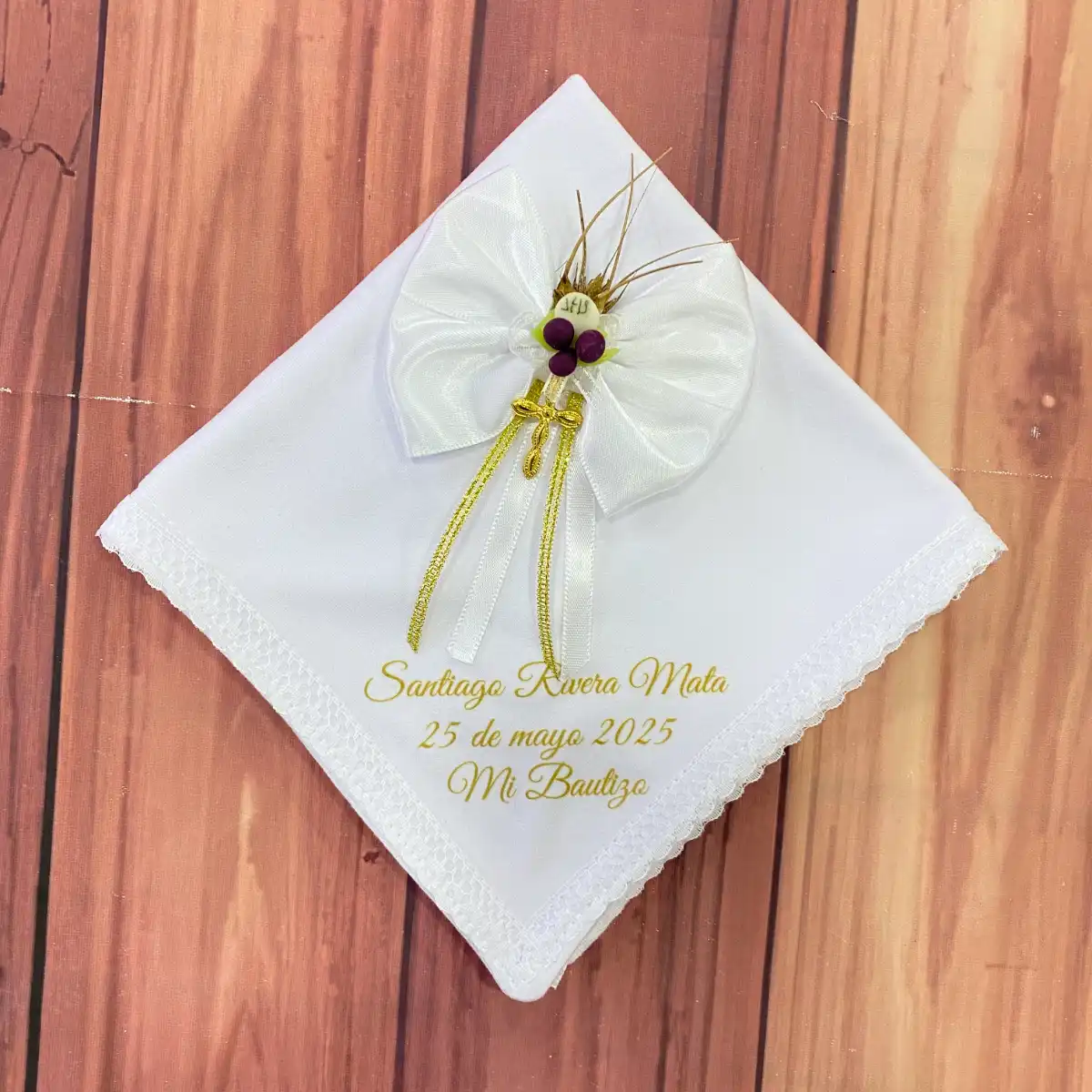 Paño Blanco para Bautizo con Encaje Uvas y Espiga 1 Paño Blanco para Bautizo con Encaje Uvas y Espiga