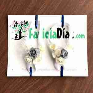 Sandalias Pie Descalzo Blancas y Plateadas con Flores