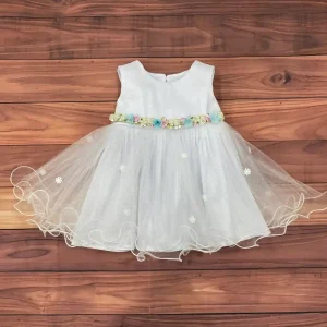 Vestido Nahomy Blanco con Flores Blancas Rosadas y Menta