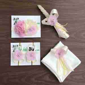 Vincha-Beige-y-Rosada-con-Flores-Anette-SET-scaled-scaled-1.jpg