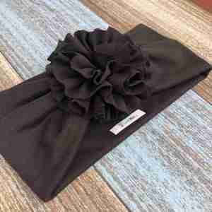 Vincha Negra Turbante con Flor Plisada