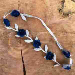 Vincha Plateada Griega con Flores Azules