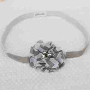 Vincha Plateada con Flor Gris Alba