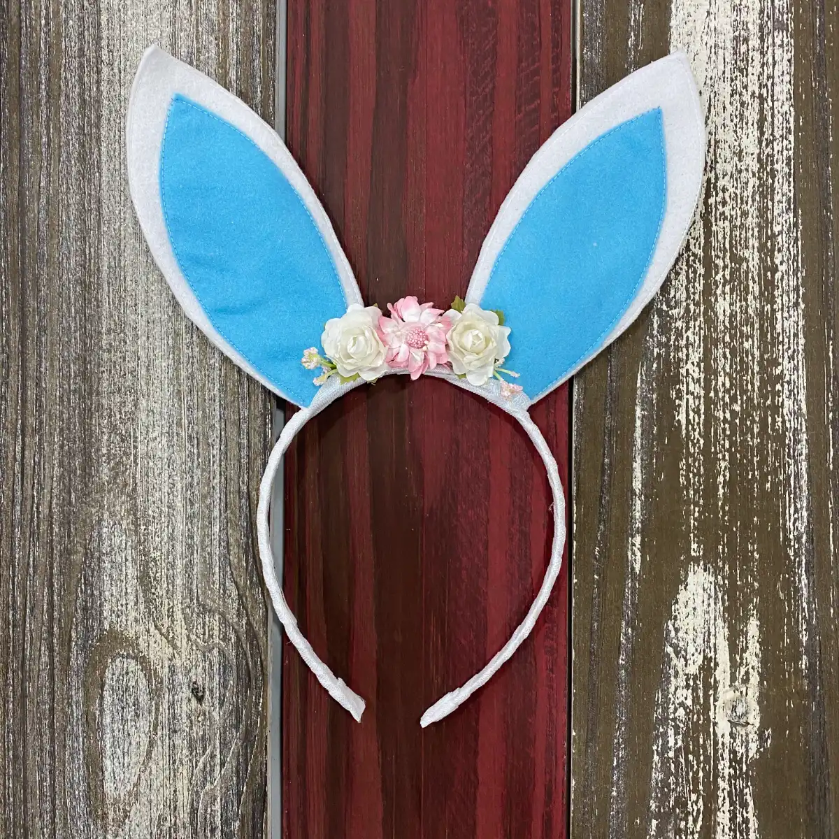 Diadema Blanca y Celeste con Orejitas de Conejo con Flores 1 Diadema Blanca y Celeste con Orejitas de Conejo con Flores