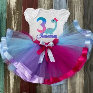 Set de Tutu y Mameluco con mangas bombachas alusivo a Dinosaurio