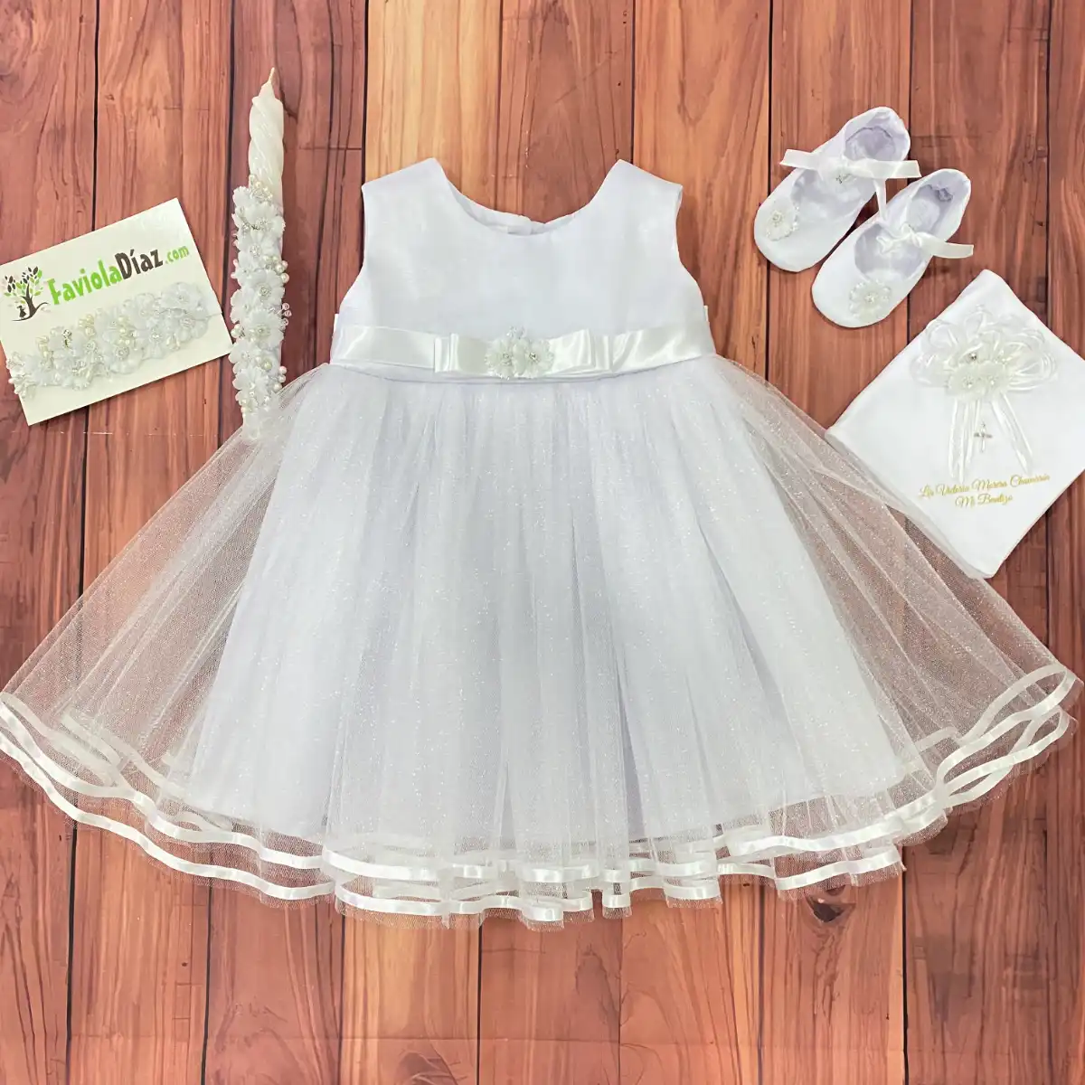 Vestido Gwendolyn Blanco con Flor Courtland 2 Vestido Gwendolyn Blanco con Flor Courtland - Imagen 2