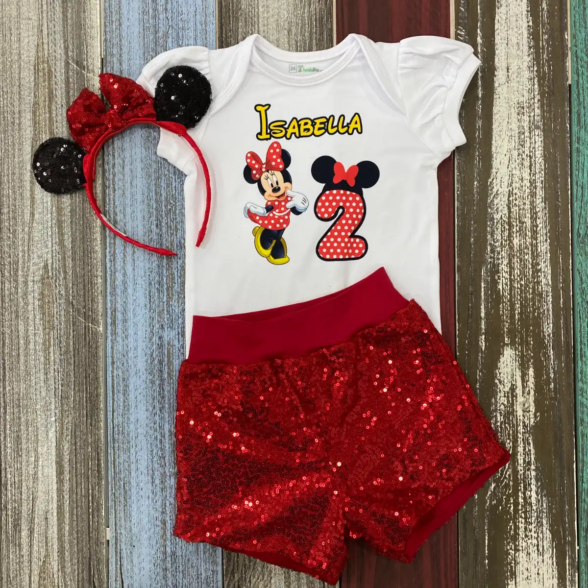 Set de Mameluco Diadema y Short Rojo de Lentejuelas alusivo a Minnie 1 Set de Mameluco Diadema y Short Rojo de Lentejuelas alusivo a Minnie