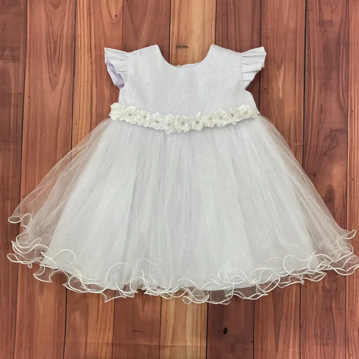 Vestido Blanco Belén con Mangas Aleteadas y Encaje 1 Vestido Blanco Belén con Mangas Aleteadas y Encaje