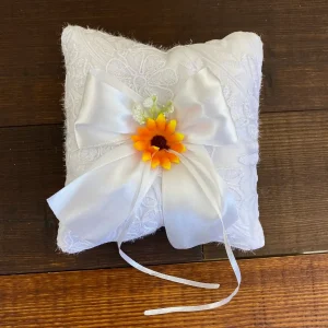 Almohadón Porta Anillos de Boda Blanco con Lazo y Girasol