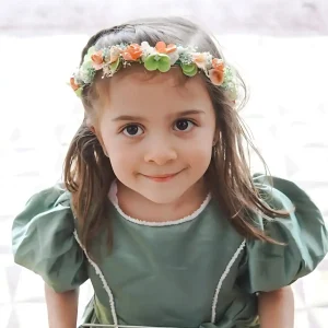 Corona Verde Coral y Blanca con Flores