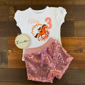 Set de Short Oro Rosa de Lentejuelas y Mameluco con Mangas Bombachas Alusivo a Spirit